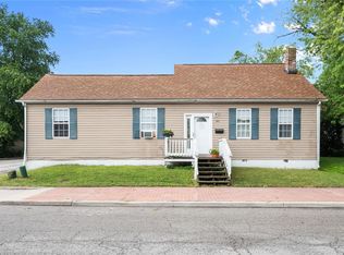 301 N Charles St, Belleville, IL 62220