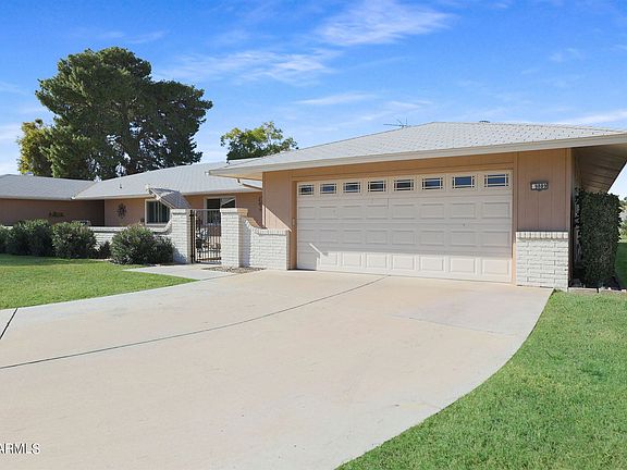 3rd image of 9889 W Spanish Moss Ct