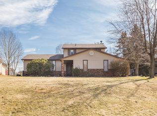 3858 Shawnee St NW, Uniontown, OH 44685