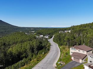 20501 Pine Crest Ln, Eagle River, AK 99577