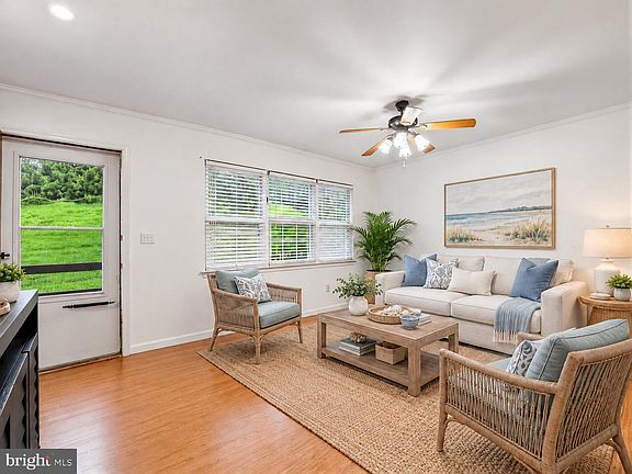 3rd image of 6417 Brookeside Ct