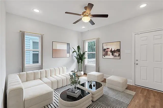 2 bed, 1.5 bath, 1069 sqft, $2,000 — Photo 3