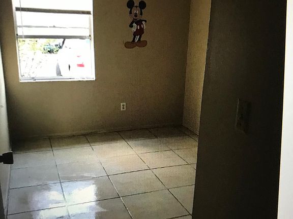 5th image of 6816 Longmeade Ln #6816