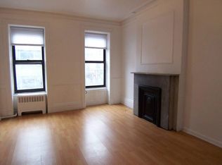 351 W 45th St APT 4FW, New York, NY 10036