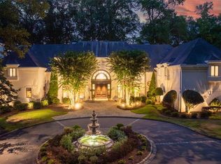 8120 Jett Ferry Rd, Sandy Springs, GA 30350