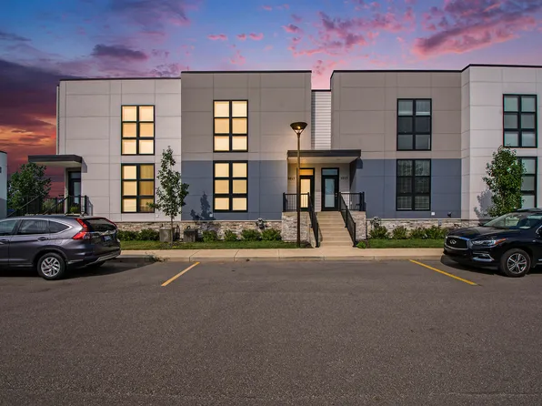 6015 Port View Dr SE, Grand Rapids, MI 49512