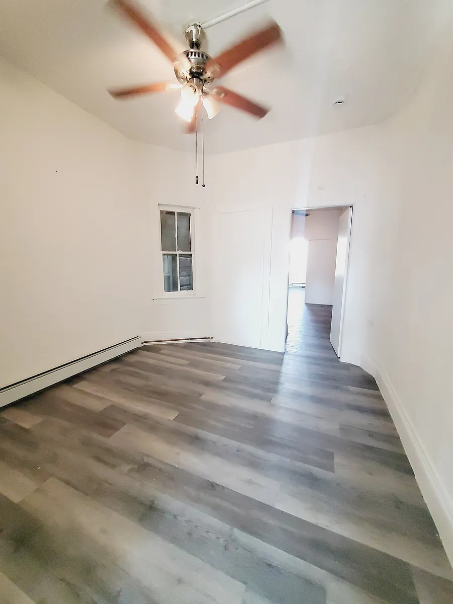 Building Photo - 49 Saint Pauls Ave #2E