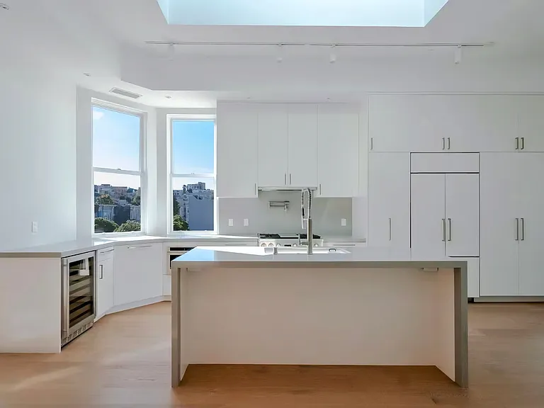 1502 Golden Gate Ave — Photo 36