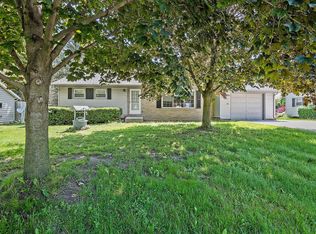 5515 Old Q Rd, Manitowoc, WI 54220