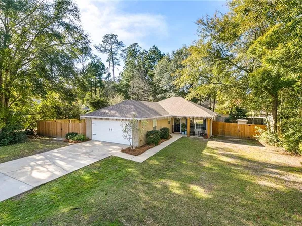 61249 Crestline Dr, Lacombe, LA 70445