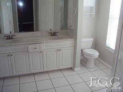 4th image of 1612 SE 8th Ave