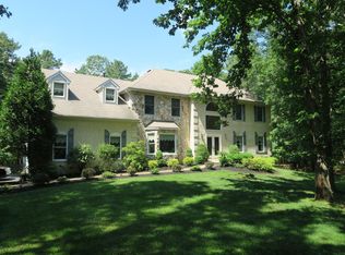 8 Lawrence Spring Rd, Millstone Township, NJ 08510