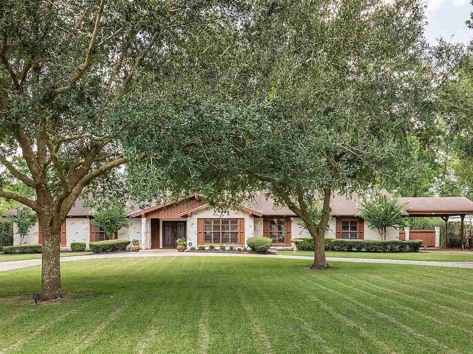 128 E Caldwood Dr Beaumont TX 77707 Zillow