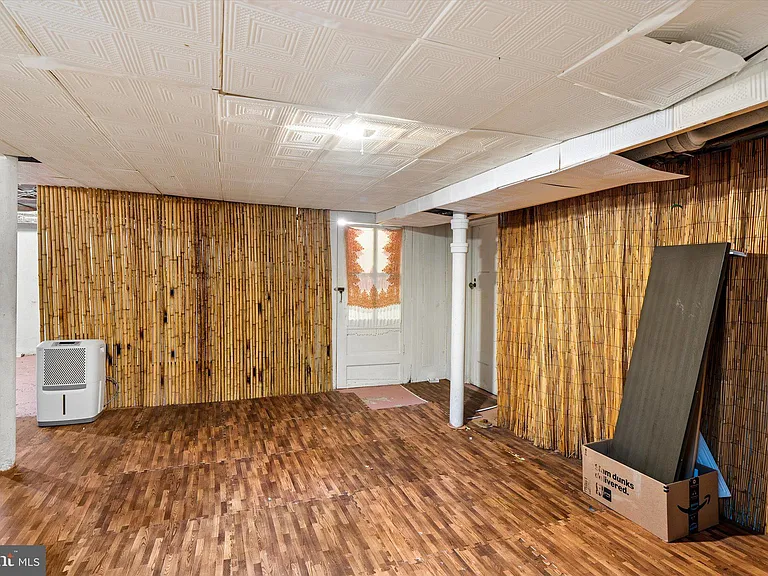 96 Linden Ln #1 — Photo 20