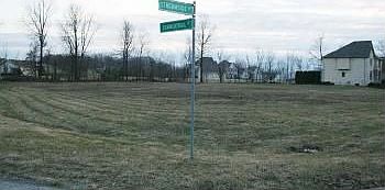 3rd image of 3072 Summer Trail Ct