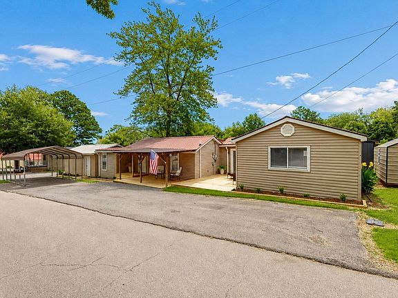 5th image of 146 Lakeshore Dr