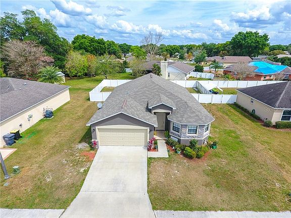 2nd image of 6945 Heatherbrook Dr