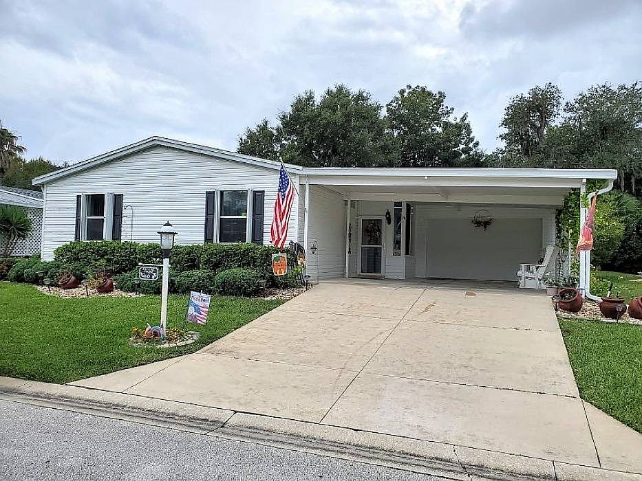 1st image of 6 Ashbury Ln