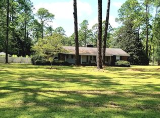 983 Camellia Dr, Pembroke, GA 31321