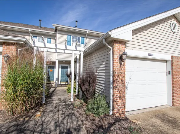 6762 Stoneloch Ct, Middleburg Heights, OH 44130