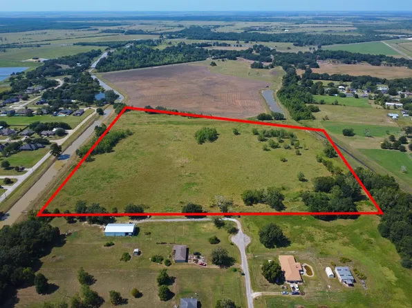McGee Ln, Beaumont, TX 77705