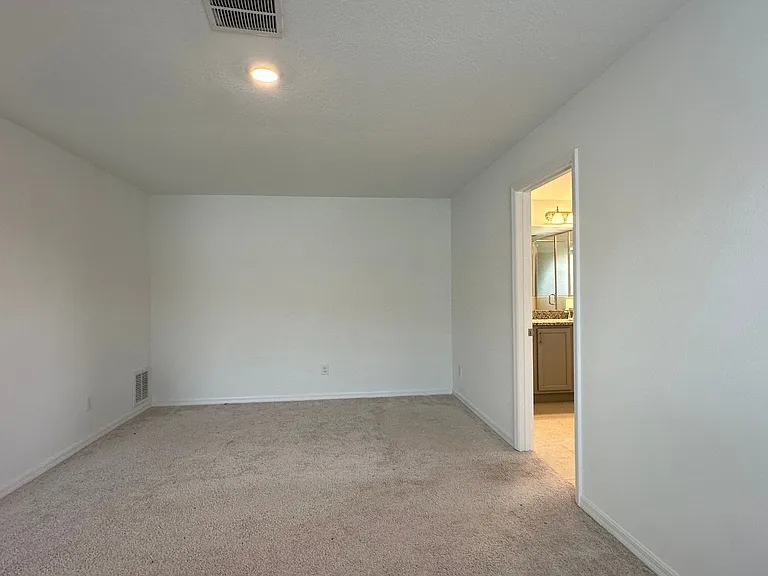 8454 Sperry St — Photo 44