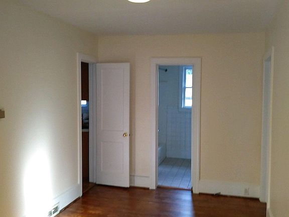 Central hall/sitting area