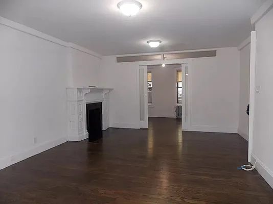 Rented by Joe Gotham LTD | media 16