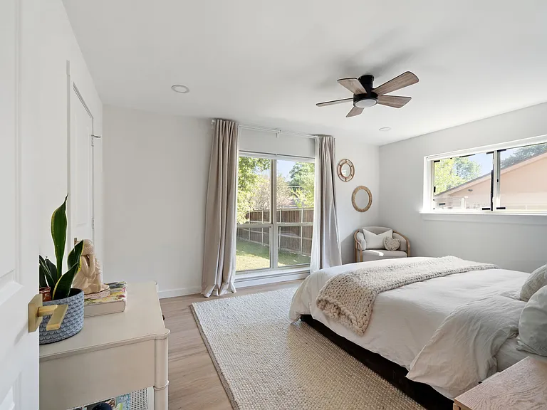 905 Tarryall Dr — Photo 35