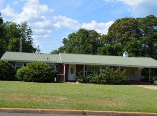 300 Morgan Ln, Enterprise, AL 36330