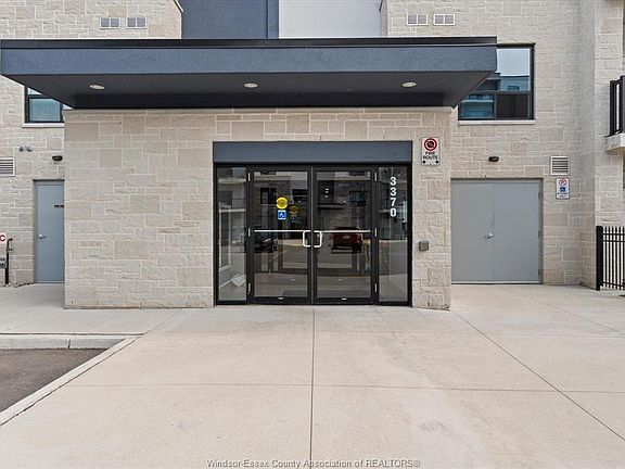 4th image of 3370 Stella Cres #629
