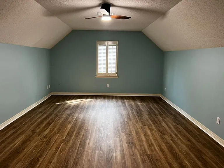 7470 Mallard Dr — Photo 12