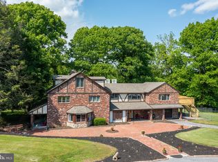 166 Heidel Rd, Robesonia, PA 19551