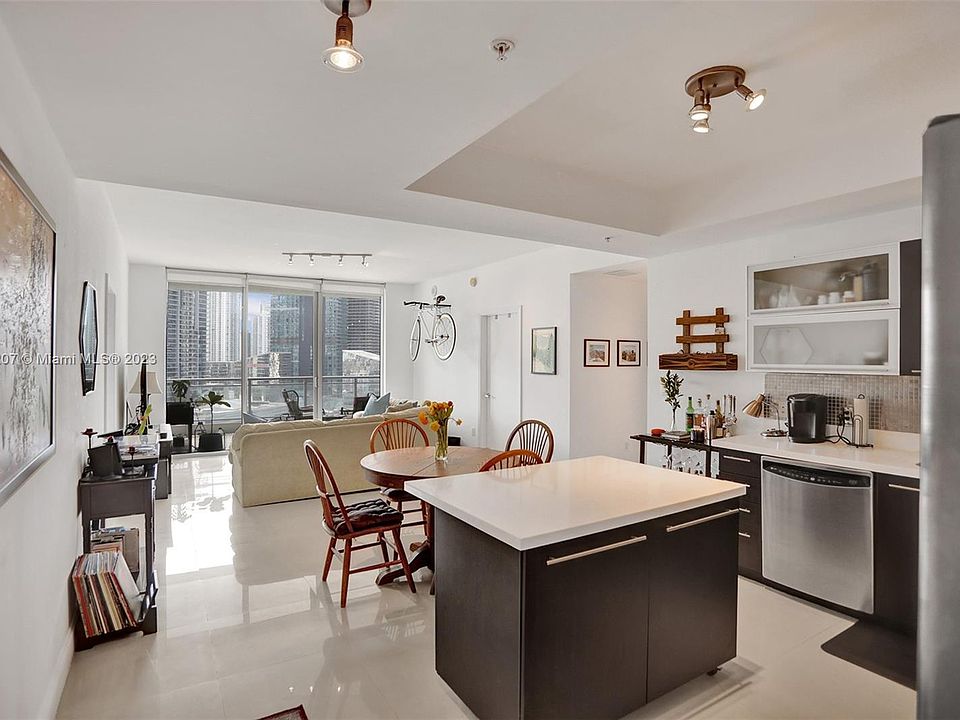1st image of 90 SW 3rd St APT 2413