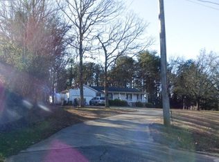 815 Mosteller Dr, Greer, SC 29651