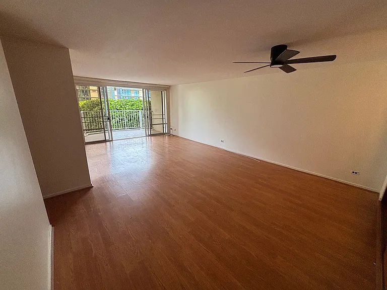 1350 Ala Moana Blvd #508 — Photo 2