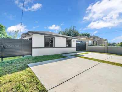 2490 NW 44th St, Miami, FL, 33142