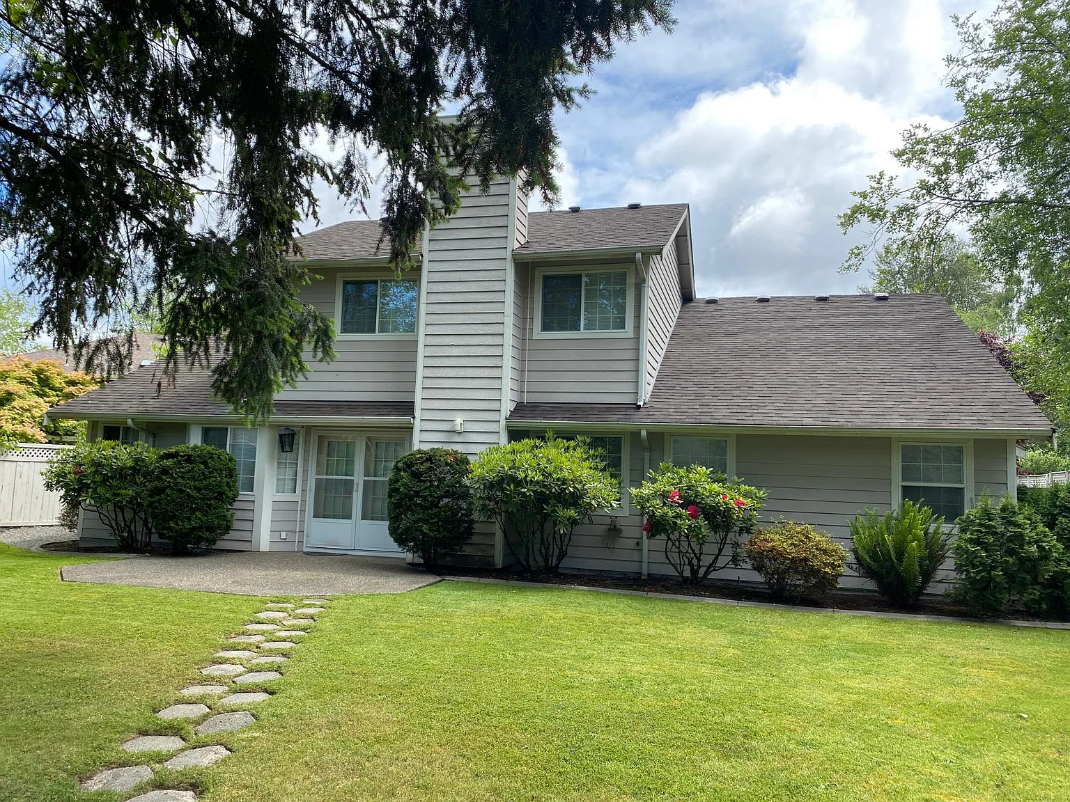1 bed, 2153 sqft, $1,000 — Photo 2