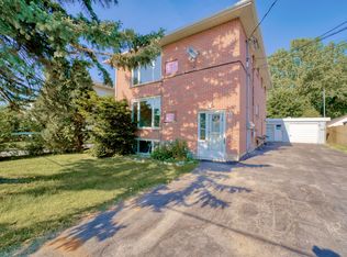 19 Baker St #2, Kingston, ON K7K 4Z2