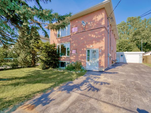 19 Baker St #2, Kingston, ON K7K 4Z2