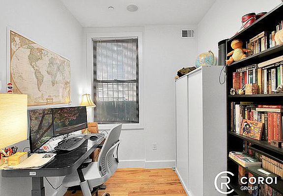 3rd image of 86 Chauncey St #2