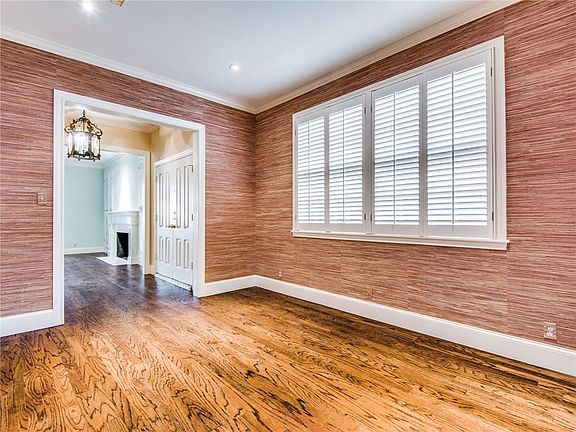 3rd image of 3517 McFarlin Blvd