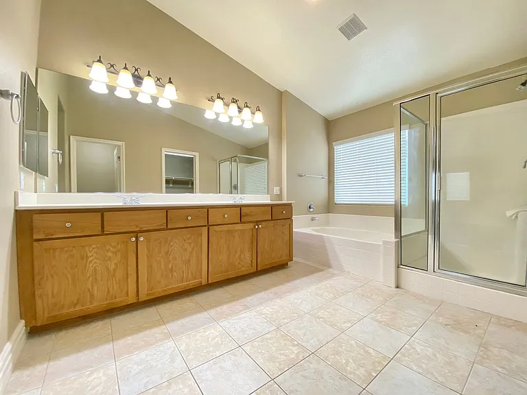 9675 Marcelline Ave — Photo 23