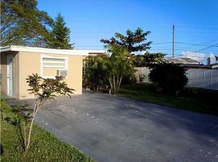 139 Miami Gardens Rd, Hollywood, FL 33023