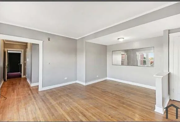 10507 S Forest Ave #3 — Photo 6