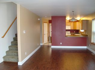 1890 SW Scenic Heights St APT A2, Oak Harbor, WA 98277