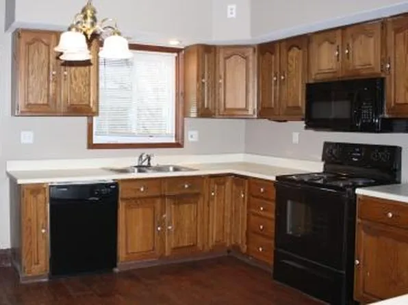 325 W 4th St, Waterloo, IL 62298