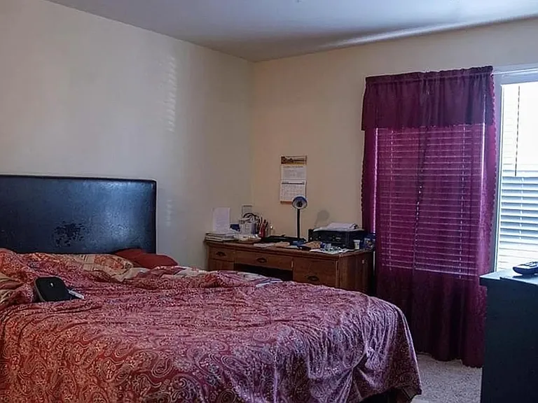 1138 Plaza Walk Dr — Photo 3