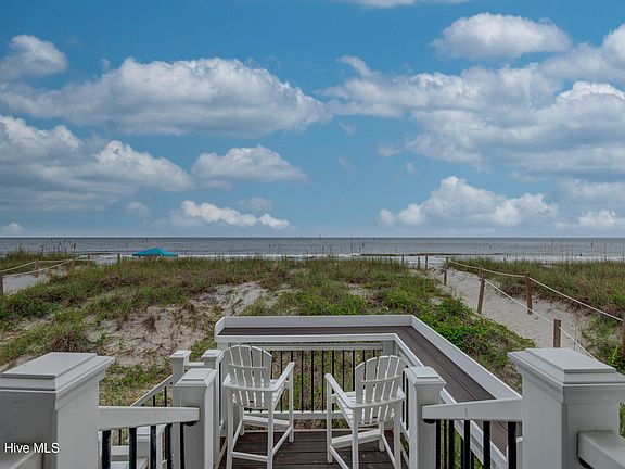 3rd image of 515 W Beach Drive