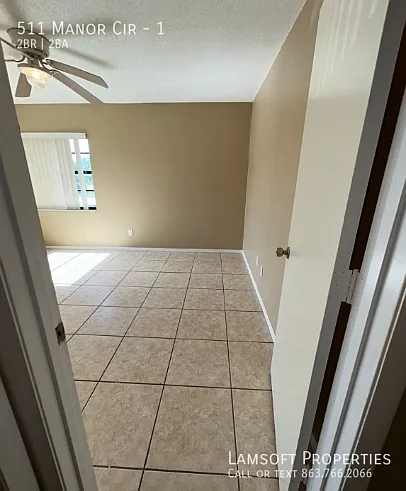 511 Manor Cir #1 — Photo 8